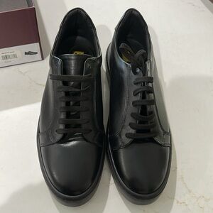 Classiest Brunomagli Leather Men’s Sneaker NEW